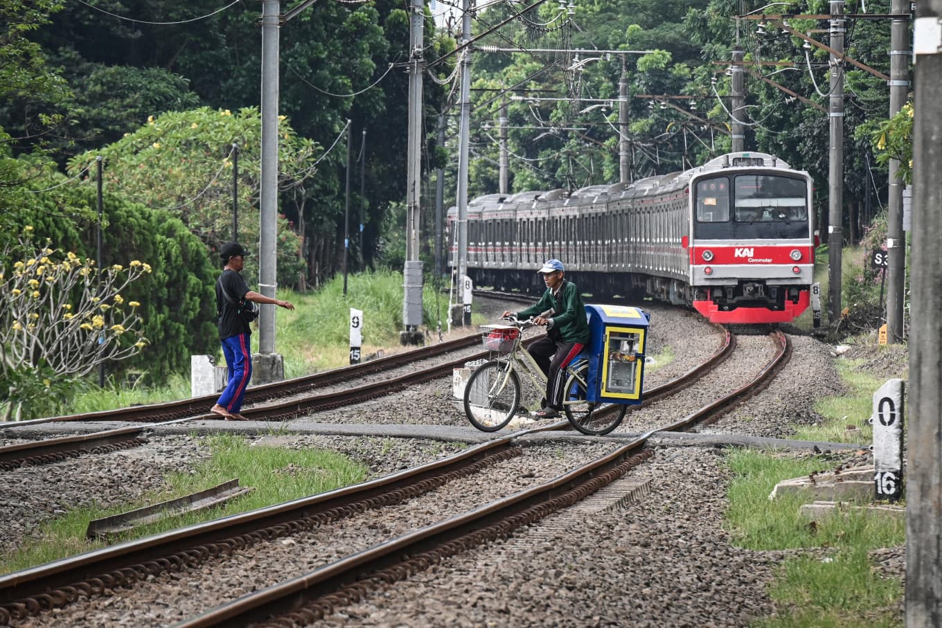 Indonesia Plans Trans-Sumatra and Trans-Kalimantan Rail Networks
