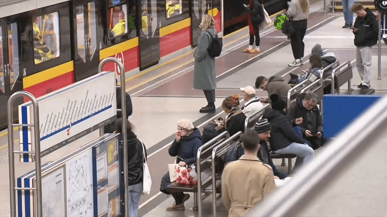 Warsaw M1 Metro Disruption: Southern Line Suspended After Tunnel Intrusion